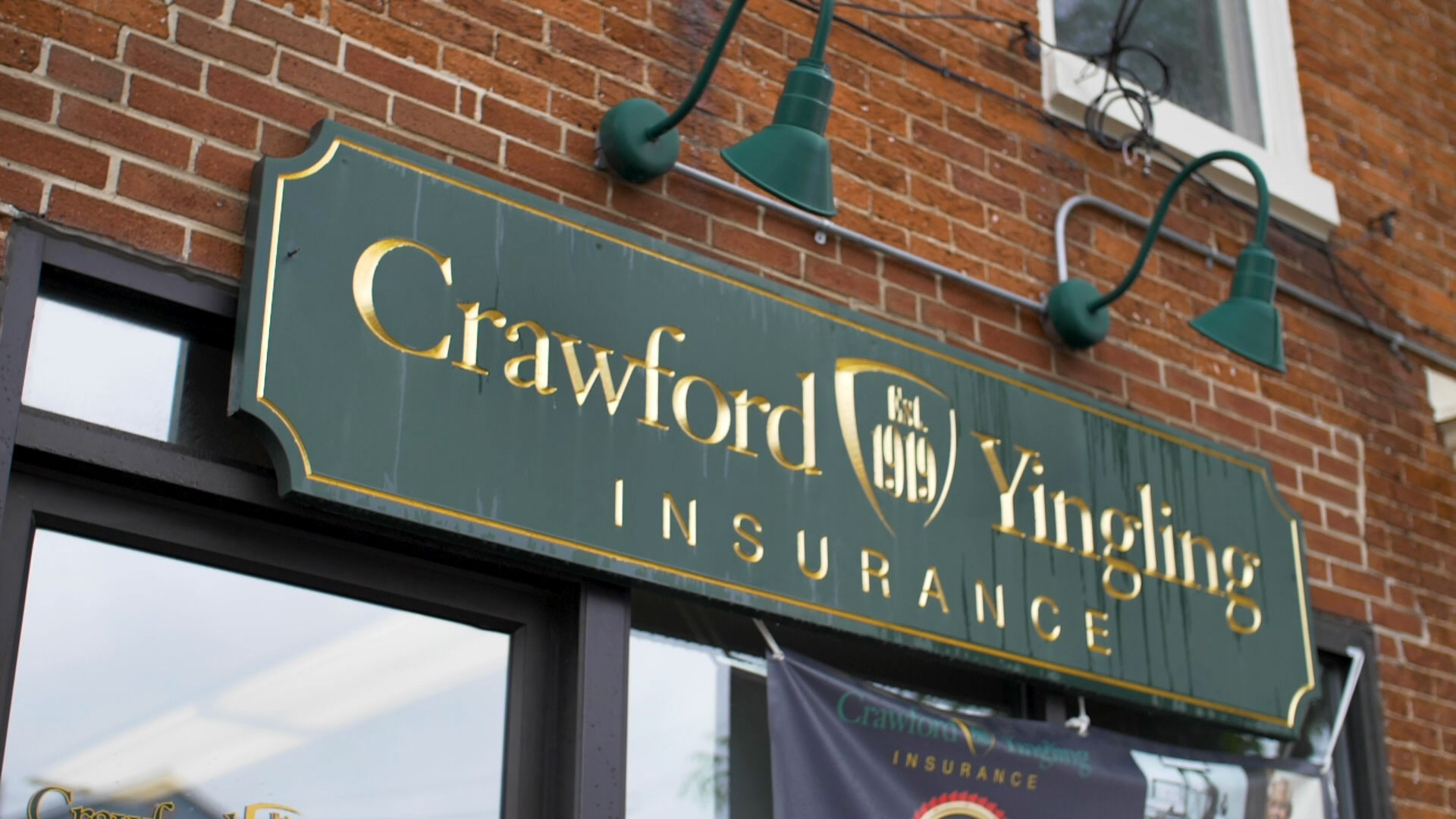 crawford-yingling-insurance-store-front-sign-green-gold